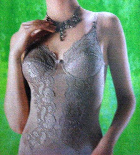 Sous-vêtement minceur doux en nylon - Ref 709911