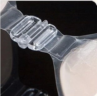 Soutien-gorge discret jeunes femmes contre une véritable - Ref 785628