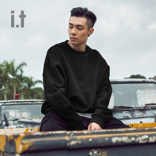 Sweatshirt homme UNDER GARDEN - Ref 3129180