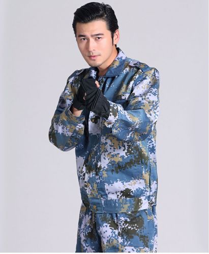 Tenue militaire - Ref 1848742