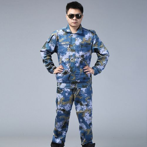 Tenue militaire - Ref 1848743