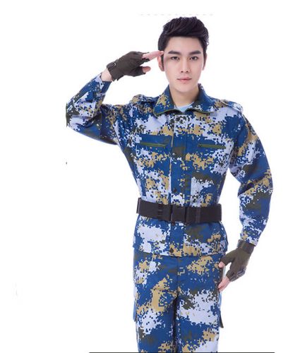 Tenue militaire - Ref 1848744
