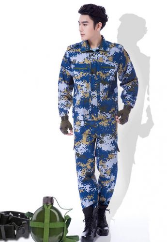Tenue militaire - Ref 1848747