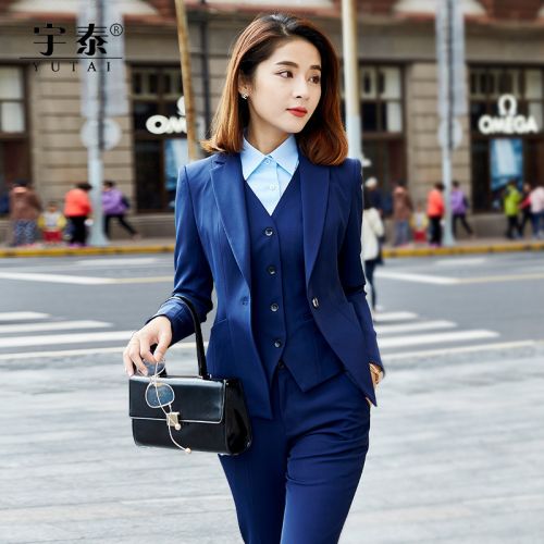 Tailleur femme - Ref 3242341