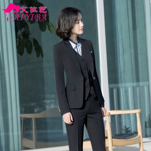 Tailleur femme - Ref 3242467