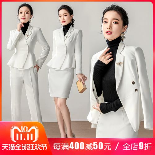 Tailleur femme - Ref 3242979