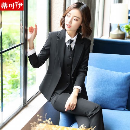 Tailleur femme - Ref 3242982