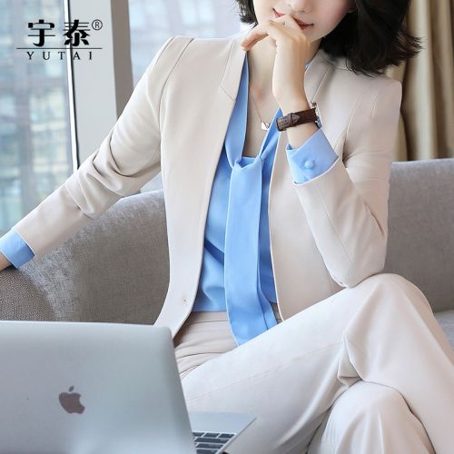 Tailleur femme - Ref 3243720