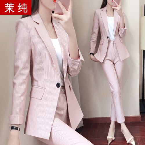 Tailleur femme - Ref 3244785