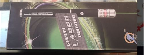 Telecommande - pointeur laser - Ref 390675
