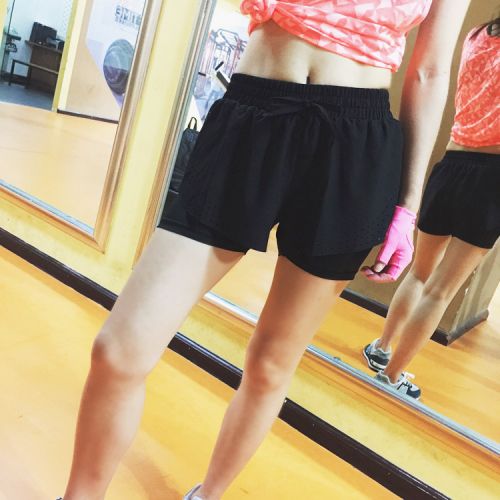  Tenue de sport femme - Ref 467085