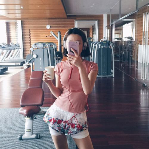  Tenue de sport femme - Ref 467583