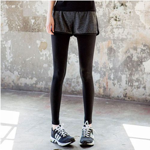 Tenue de sport femme - Ref 467813