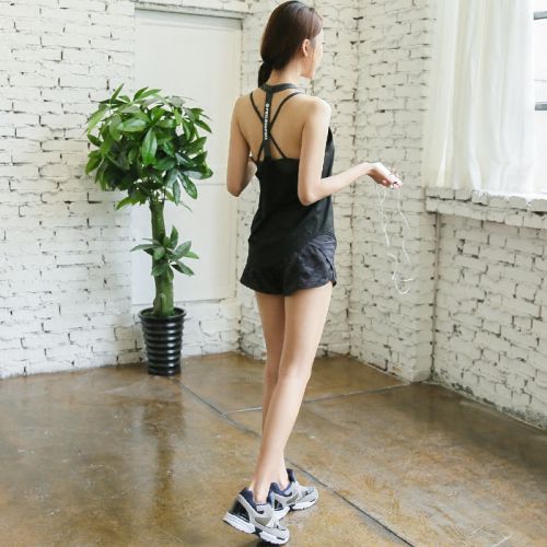 Tenue de sport femme Workout vêtements trois-pièces en nylon - Ref 467938