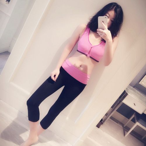  Tenue de sport femme - Ref 468978