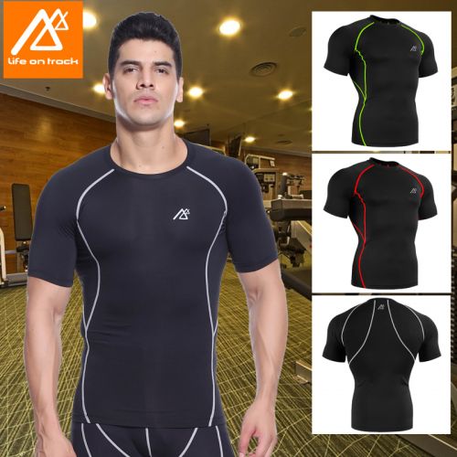 Tenue de sport homme LIFE ON TRACK Les modèles de base en polyester - Ref 470818