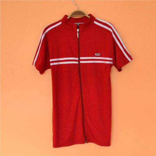  Tenue de sport femme - Ref 471437