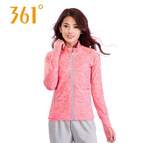  Tenue de sport femme - Ref 476603