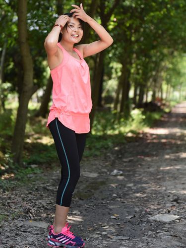  Tenue de sport femme - Ref 476738