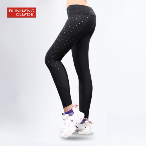  Tenue de sport femme - Ref 477799
