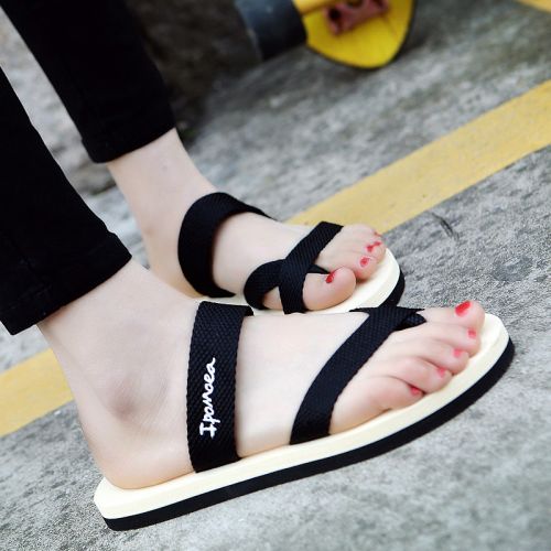 Tongs femme en Une variete de materiaux epissage - semelle mousse caoutchouc Ref 2665815