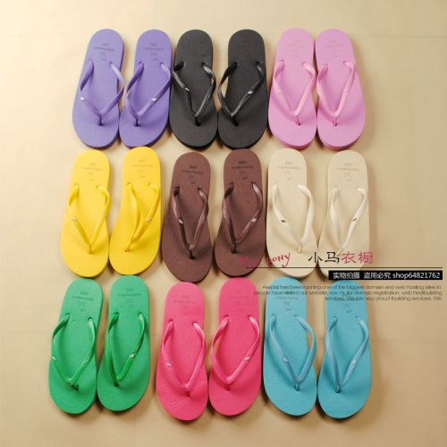 Tongs femme en plastique - semelle caoutchouc Ref 2665861