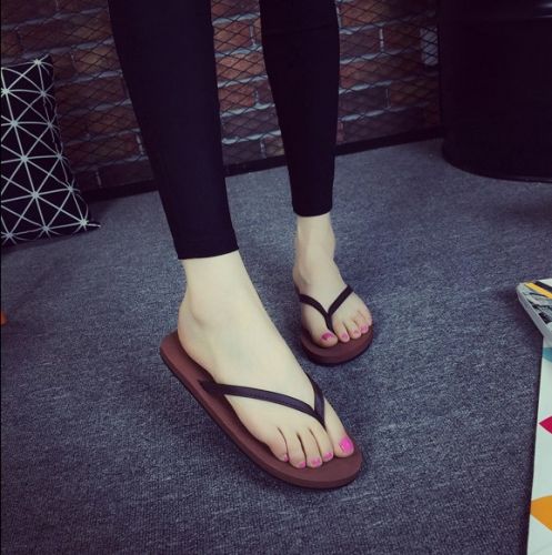 Tongs femme en PU - semelle caoutchouc Ref 2665910