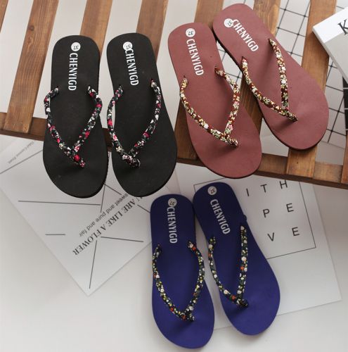 Tongs femme en tissu elastique - semelle EVA mousse plastique Ref 2665912