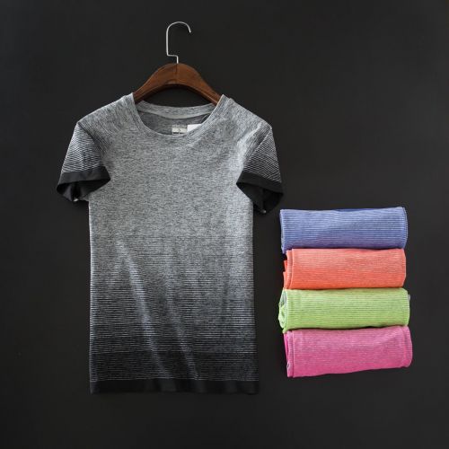 Vêtement de sport femme - Ref 617480