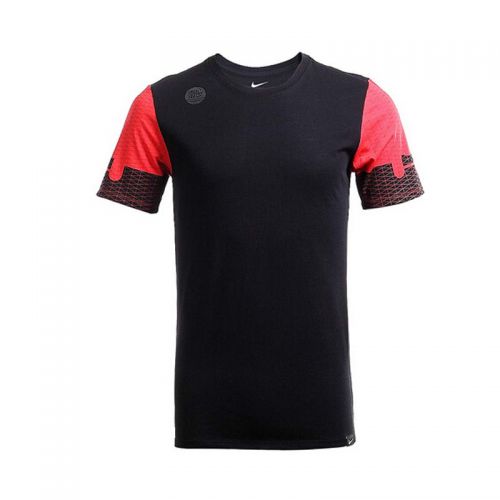  Vêtement de sport homme NIKE - Ref 618409