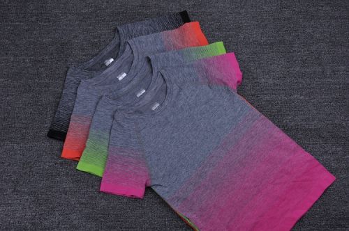 Vêtement fitness femme T-shirt à manches courtes en nylon - Ref 607886