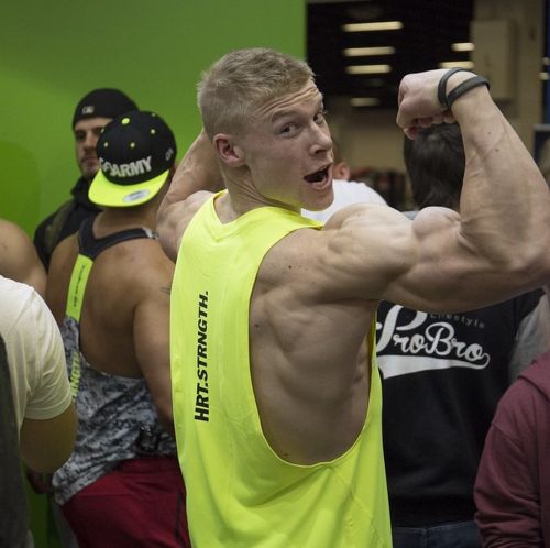  Vêtement fitness homme en Lycra - Ref 607920