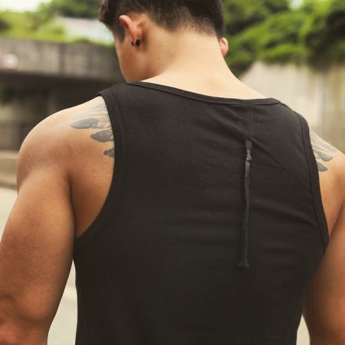  Vêtement fitness homme veste noire en Europe en coton - Ref 607931