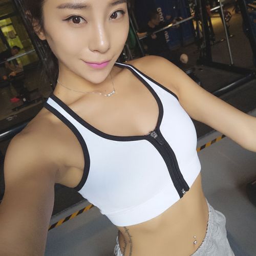  Vêtement fitness femme nouvelles dans les quatre - Ref 616419