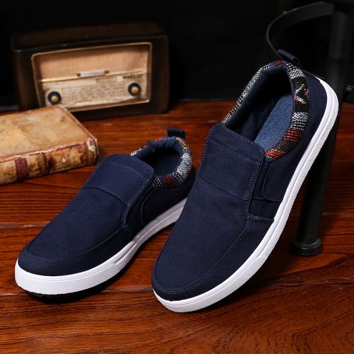 baskets jeunesse, 18-40 ans, tendance des jeunes - Ref 936629