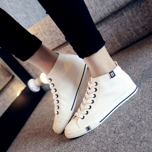 baskets jeunesse, 18-40 ans, Angleterre - Ref 936698