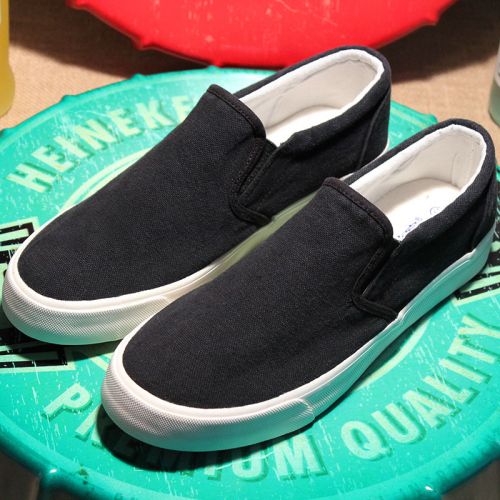 baskets jeunesse, 18-40 ans, loisir - Ref 936797