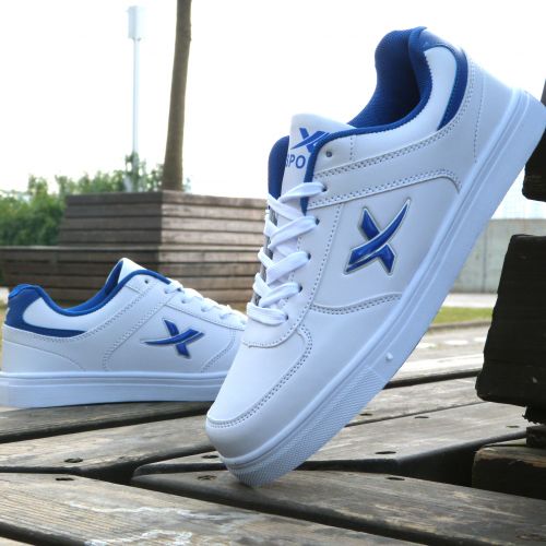 baskets jeunesse, 18-40 ans, loisir - Ref 937007