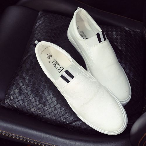 baskets jeunesse, 18-40 ans, tendance des jeunes - Ref 937088