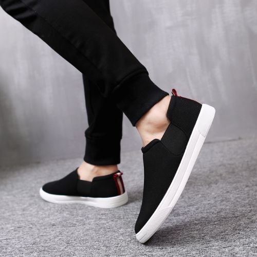 baskets jeunesse, 18-40 ans, YEDANI Angleterre - Ref 937330