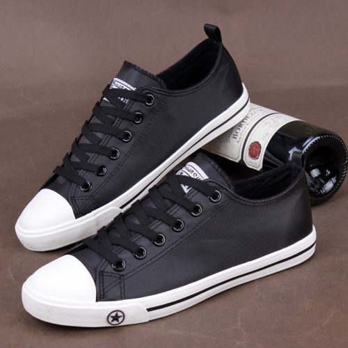 baskets jeunesse, 18-40 ans, tendance des jeunes - Ref 937447