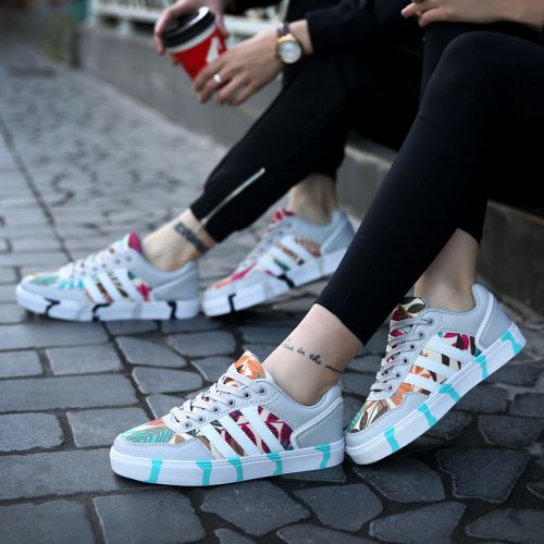 baskets jeunesse, 18-40 ans, tendance des jeunes - Ref 937499