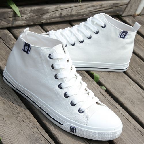 baskets jeunesse, 18-40 ans, Angleterre - Ref 937618