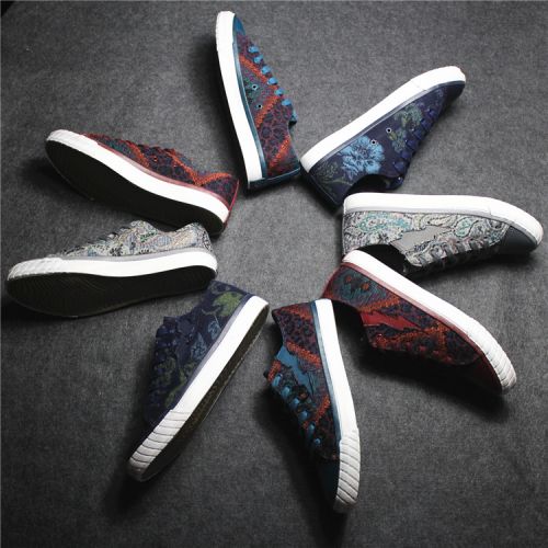 baskets jeunesse, 18-40 ans, national Wind - Ref 937767
