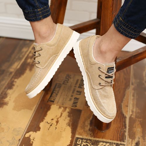baskets jeunesse, 18-40 ans, tendance des jeunes - Ref 937768