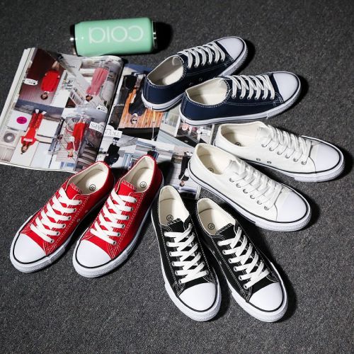 baskets jeunesse, 18-40 ans, tendance des jeunes - Ref 937859