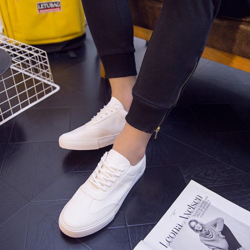 baskets jeunesse, 18-40 ans, - Ref 938012