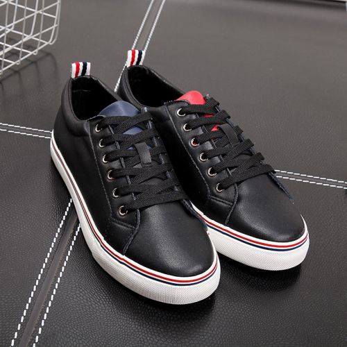 baskets homme jeunesse, 18-40 ans, pour printemps - Ref 958126