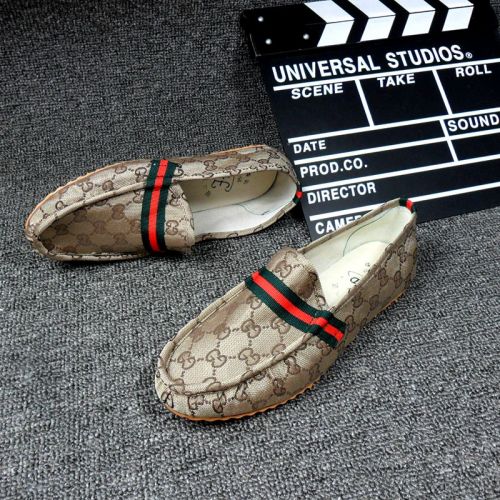 baskets homme - , jeunesse, 18-40 ans, pour été tendance des jeunes Ref 958415