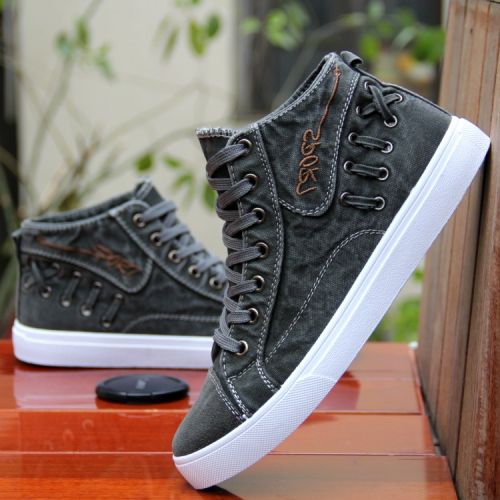 baskets homme jeunesse, 18-40 ans, pour printemps - tendance des jeunes semelle caoutchouc Ref 958448